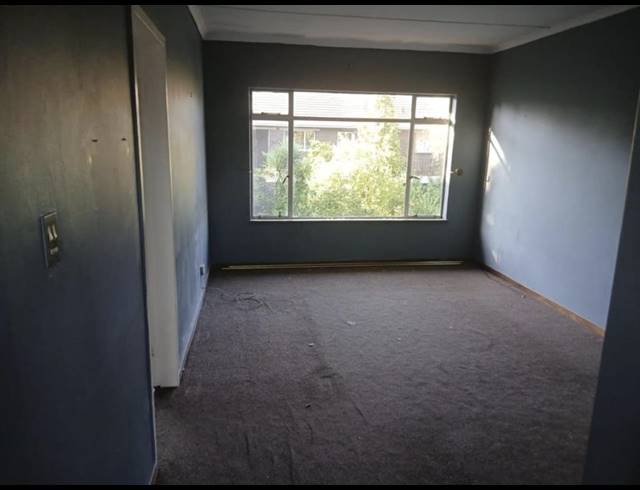 1 BEDROOM APARTMENT FOR SALE IN LYNDHURST